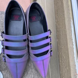 Strange Cvlt Coven Flats